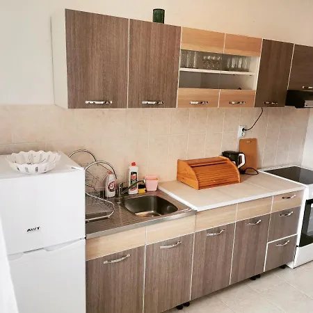 Stan Na Dan Grahovo شقة Bosansko Grahovo